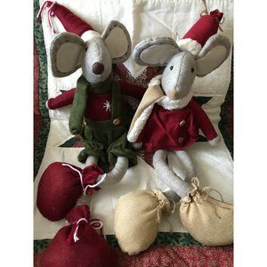 Plush Church Mice w/ Red Gray Hats & Scarves Weigh